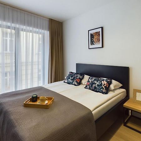 Modern Studios With Air Conditioning In Downtown Krakow By Noclegi Renters Exteriör bild