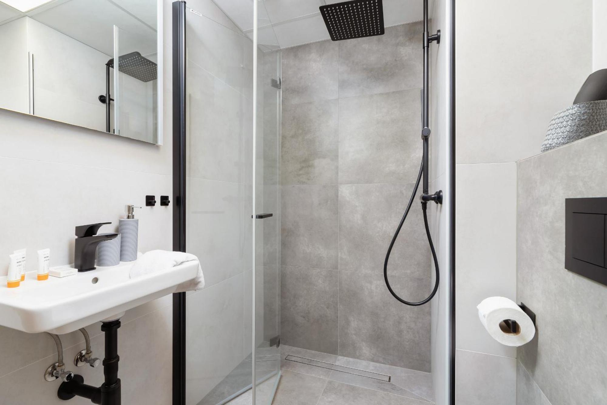 Modern Studios With Air Conditioning In Downtown Krakow By Noclegi Renters Exteriör bild