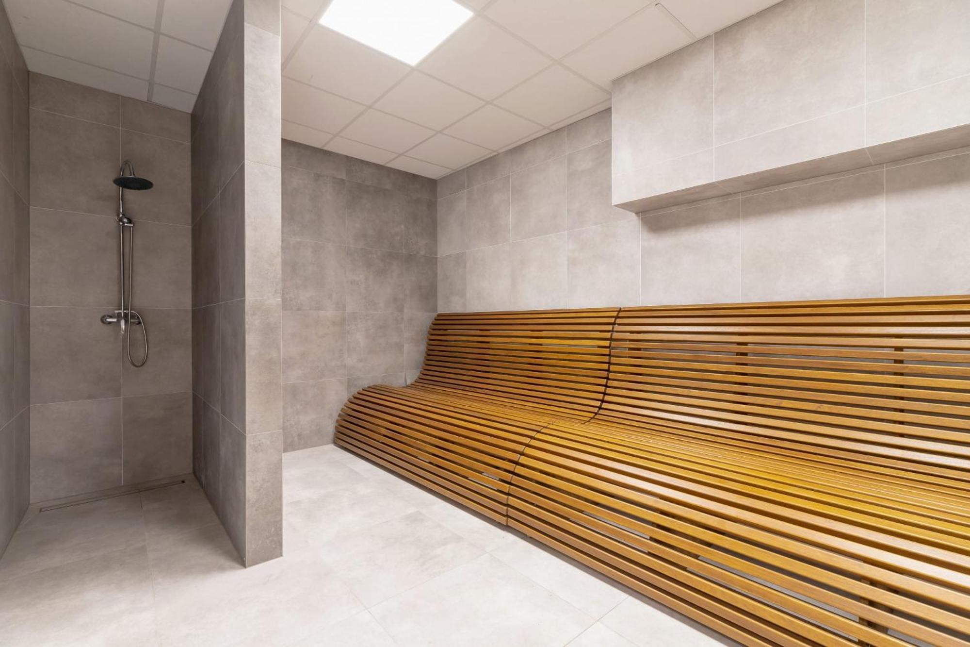 Modern Studios With Air Conditioning In Downtown Krakow By Noclegi Renters Exteriör bild